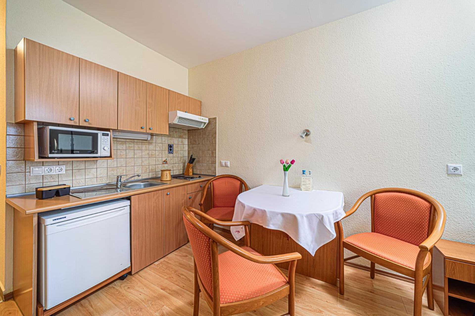 Apartman Hotel Бік Екстер'єр фото