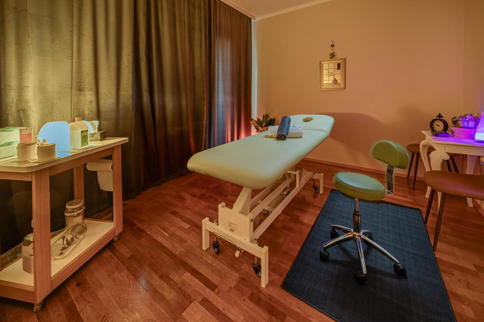 Apartman Hotel Бік Екстер'єр фото