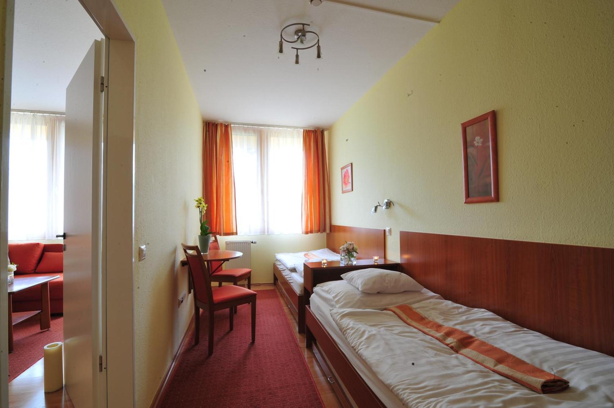 Apartman Hotel Бік Номер фото