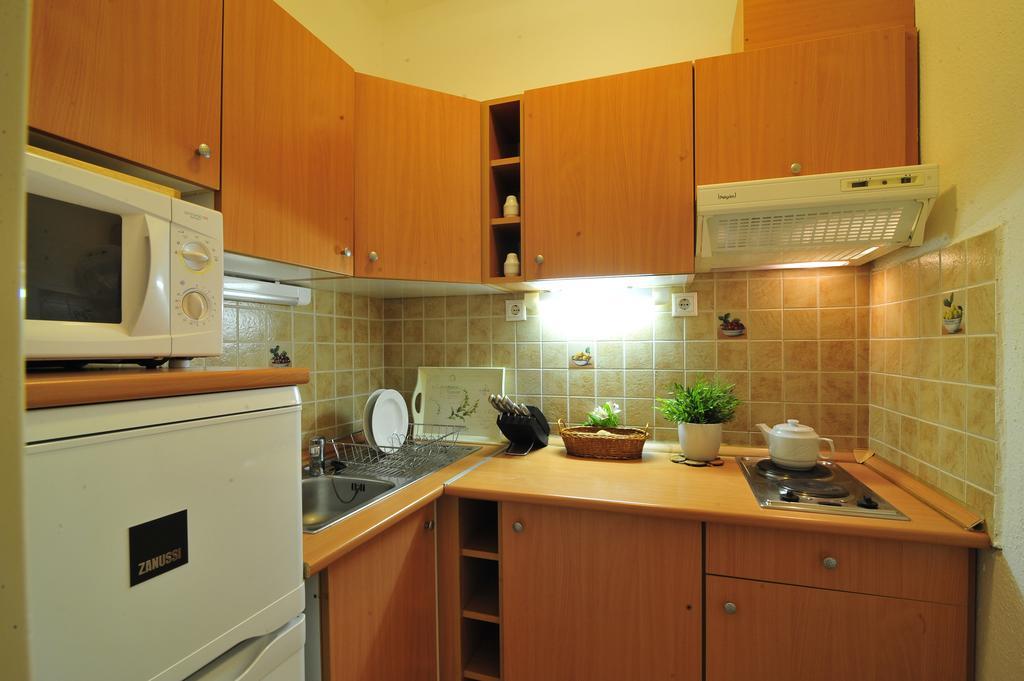 Apartman Hotel Бік Екстер'єр фото